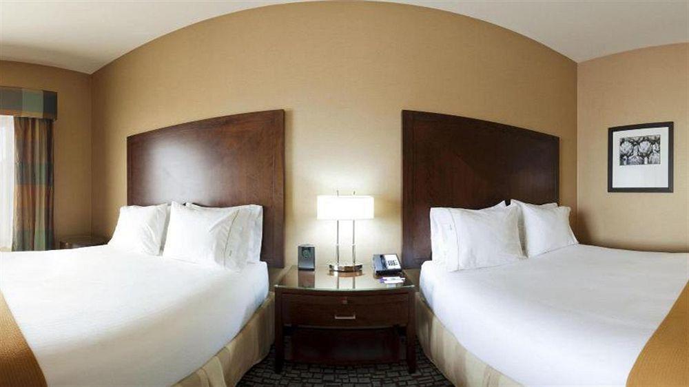 Holiday Inn Express & Suites Salinas By Ihg Екстер'єр фото