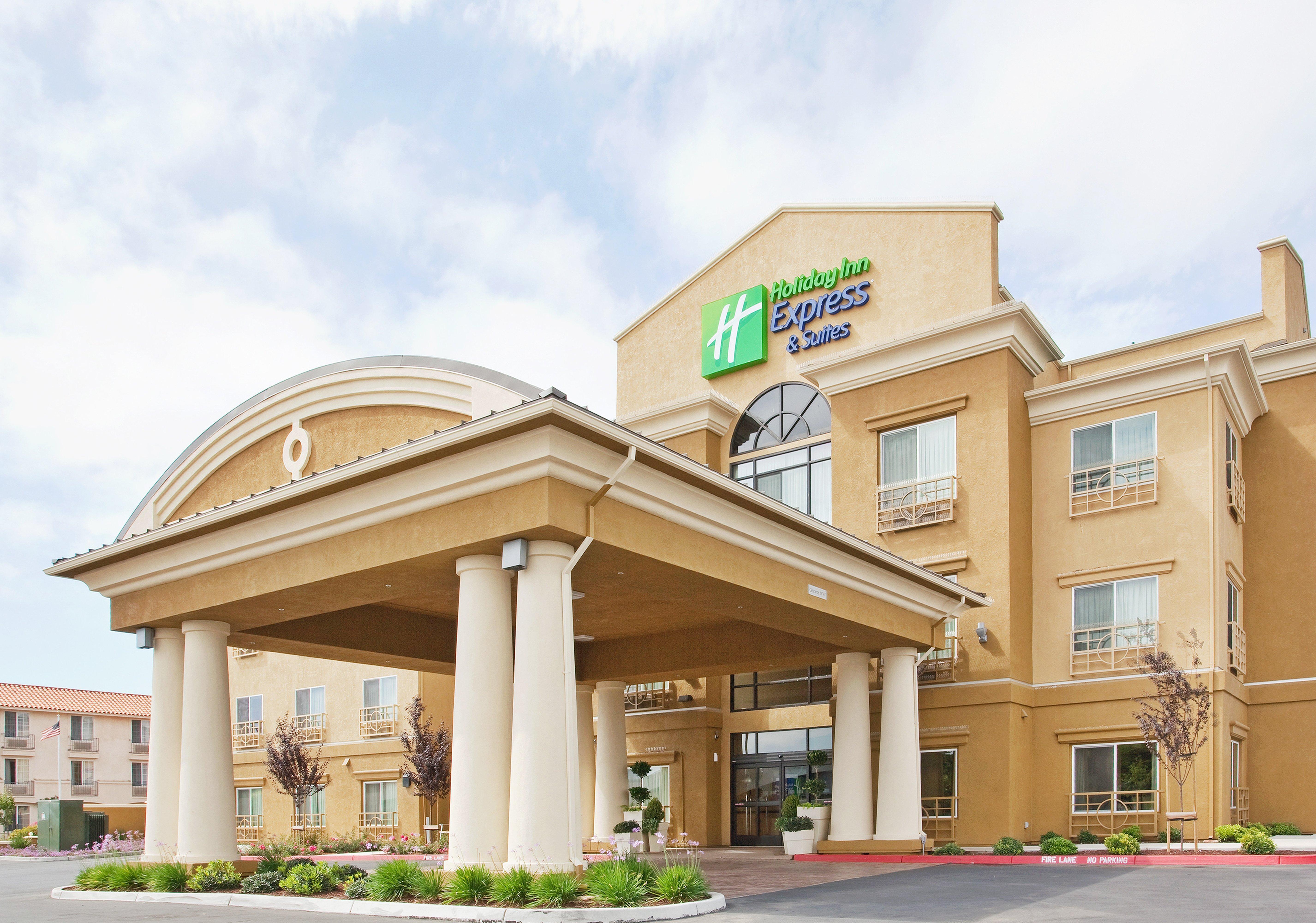 Holiday Inn Express & Suites Salinas By Ihg Екстер'єр фото