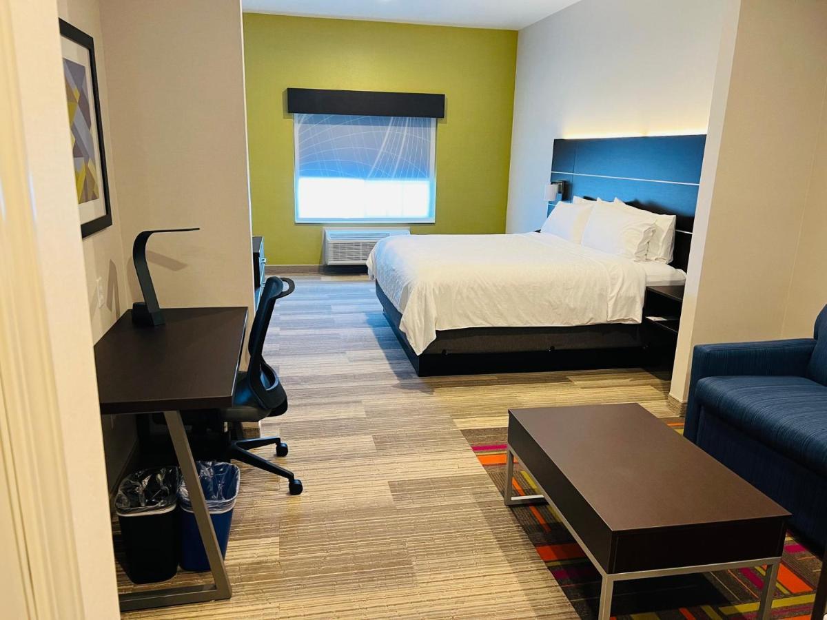 Holiday Inn Express & Suites Salinas By Ihg Екстер'єр фото